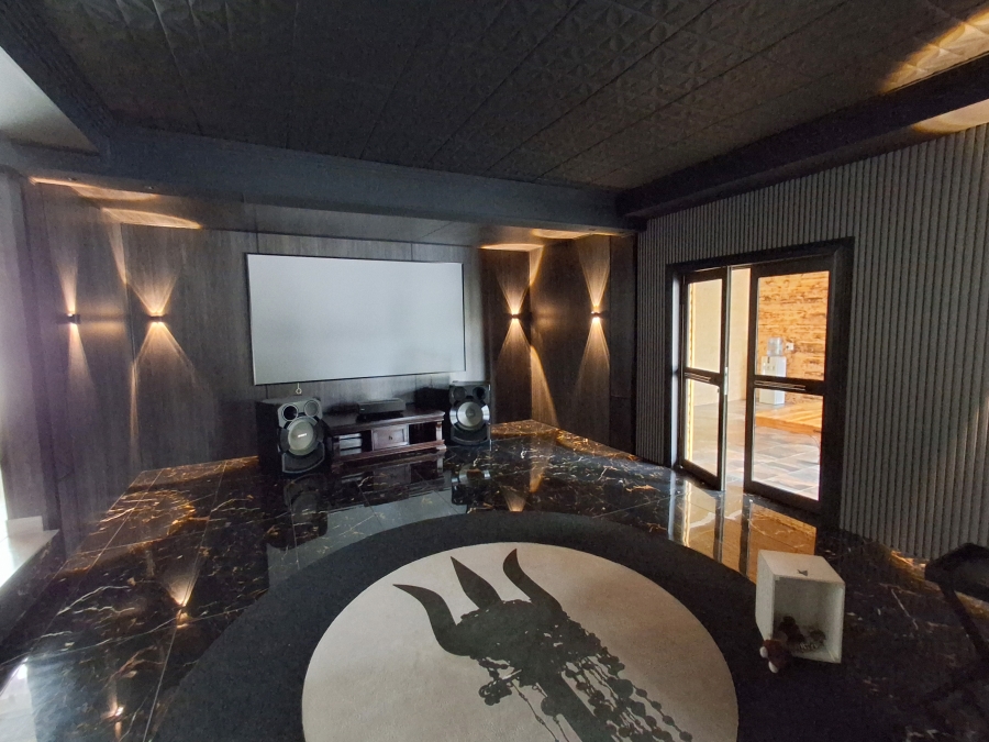 3 Bedroom Property for Sale in Jim Fouchepark Free State